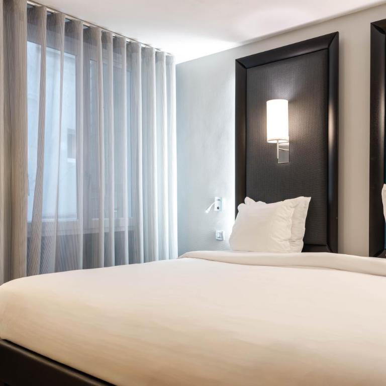 Hôtel Bassano - Chambre Double Supérieure - Vue sur Cour - 4