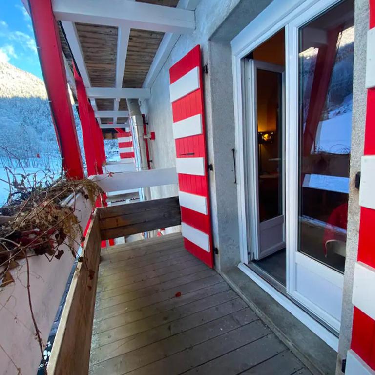 Apt Mystère, Résidence Bel Air - Appartement - 65