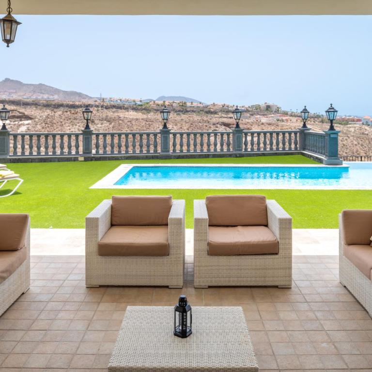Luxury Villa Wudas - Golf Area - Heated Pool - Panoramic views - Villa - 2