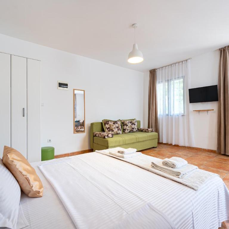 Apartments Al Parma - Studio sa Terasom - 3