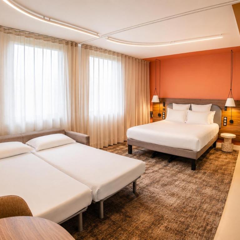 Novotel Suites Rouen Normandie - Suite Supérieure Un Lit Double Et Deux Lits Simples - 8