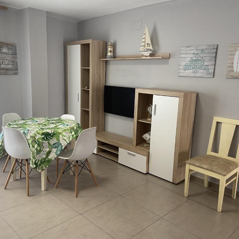RUMBO III Apartamento Primera Linea Playa - Apartamento - 4