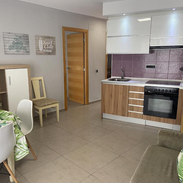 RUMBO III Apartamento Primera Linea Playa - Apartamento - 5