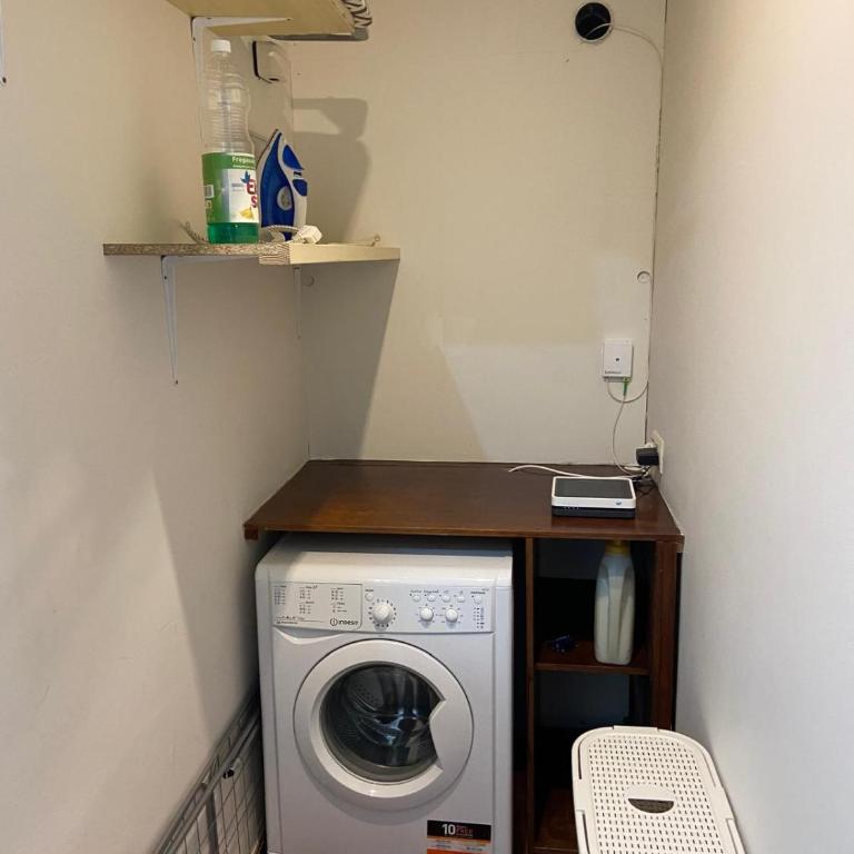 Bajo Vivienda en Bembrive - Casa de 3 dormitorios - 28