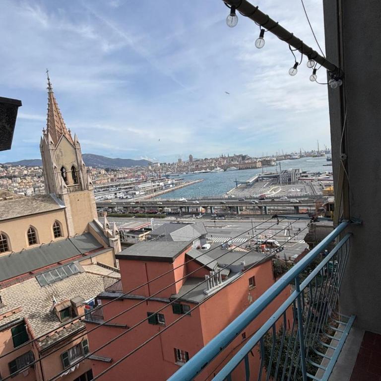 Apartment overlooking Genova - Appartamento con 2 Camere da Letto - 3