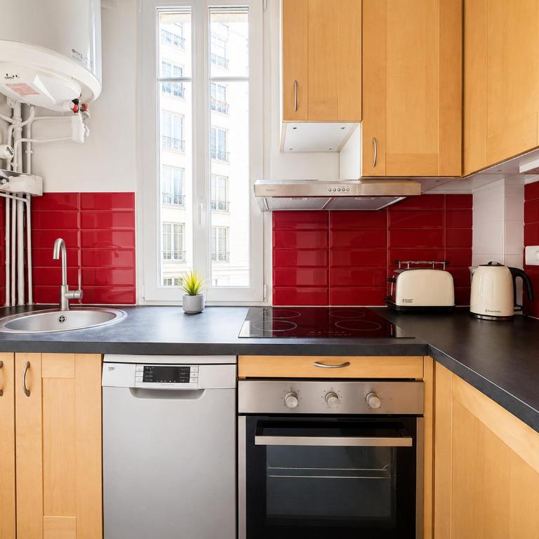 Magnifique Appartement 2 pièces à Paris - Appartement 1 Chambre - 18