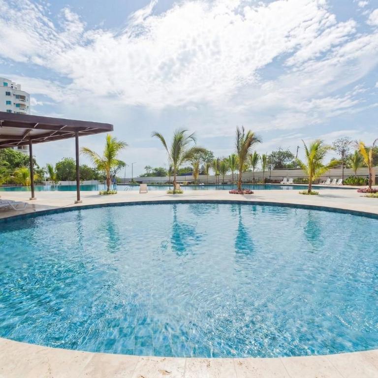 Luxury Apartment Suite with Ocean Views and Swimming Pools - Apartamento - 24