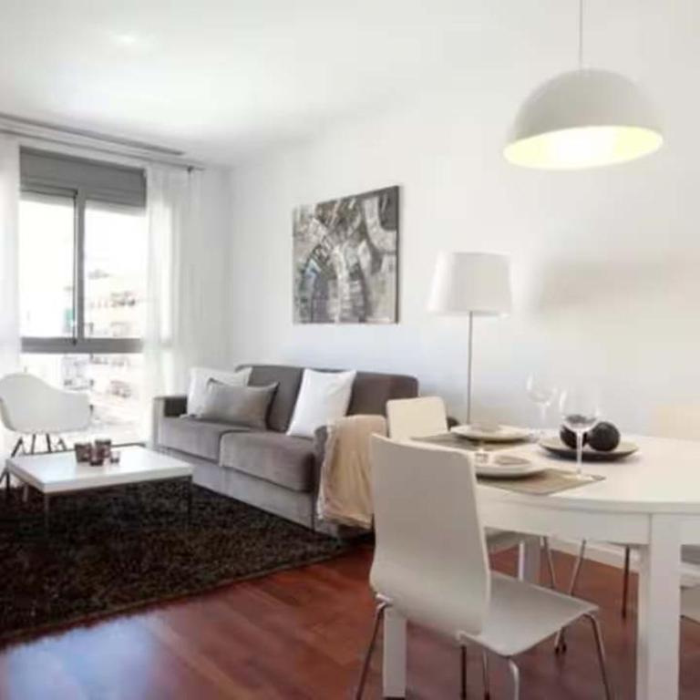 Enjoy Apartments Joan Miro - Apartment - 1