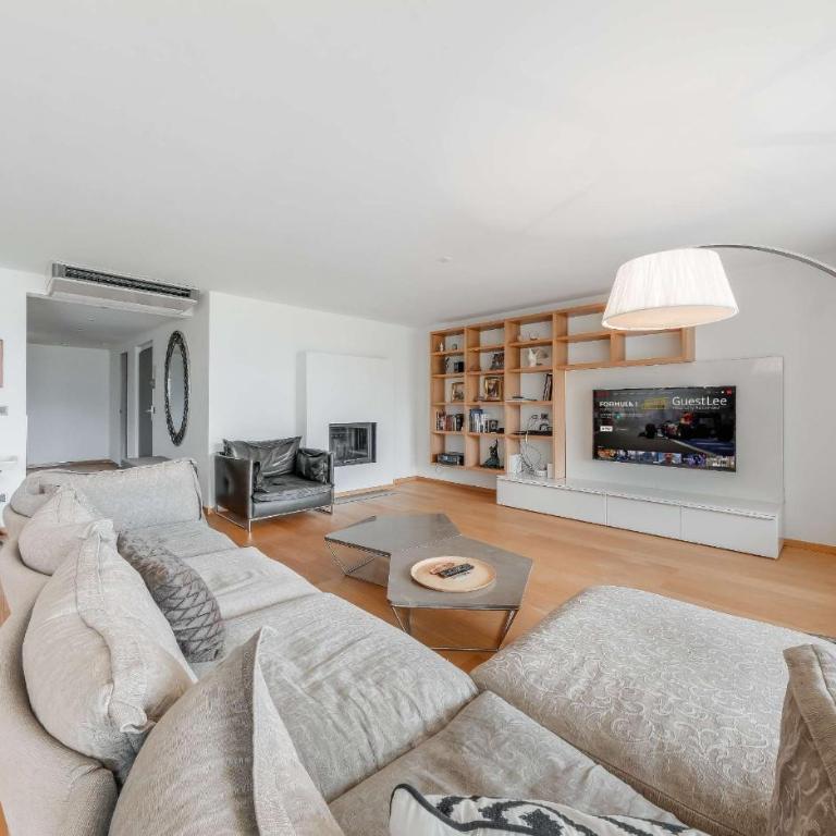 Luxury 4-Bedroom Residence at Le National Montreux by GuestLee - Apartment - 22