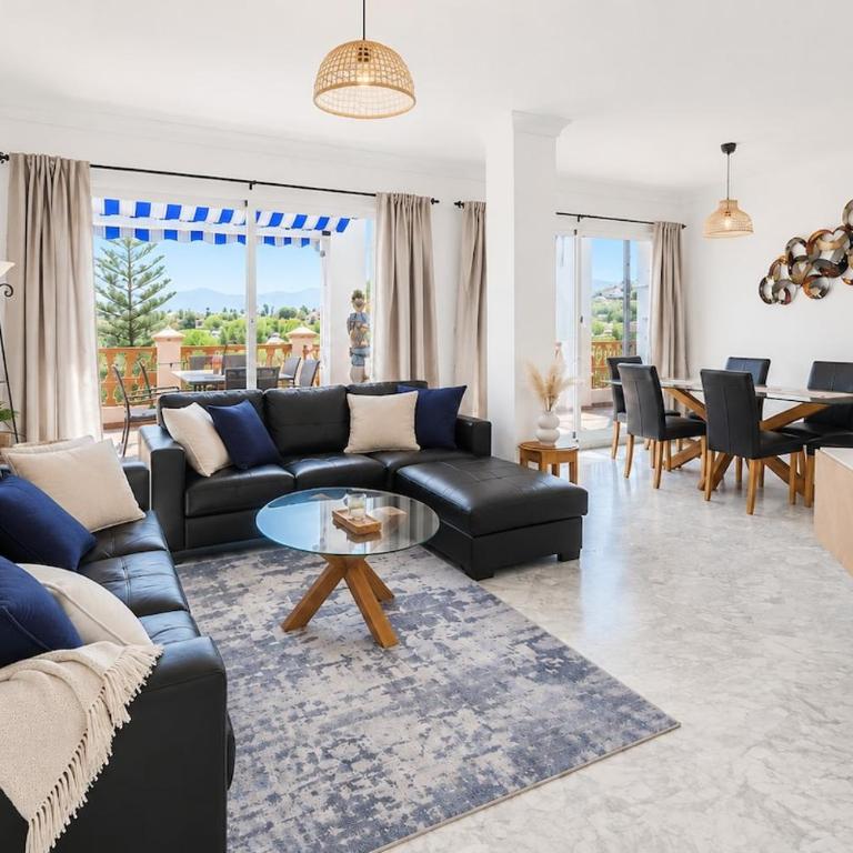 Golf, pool, panoramic terrace, mountain, luxury - Apartamento - 1