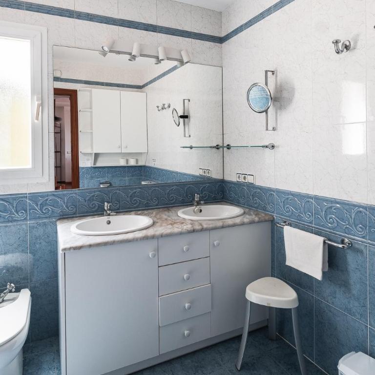 V105 Villa SIllot By Menorcarentals - Villa - 37