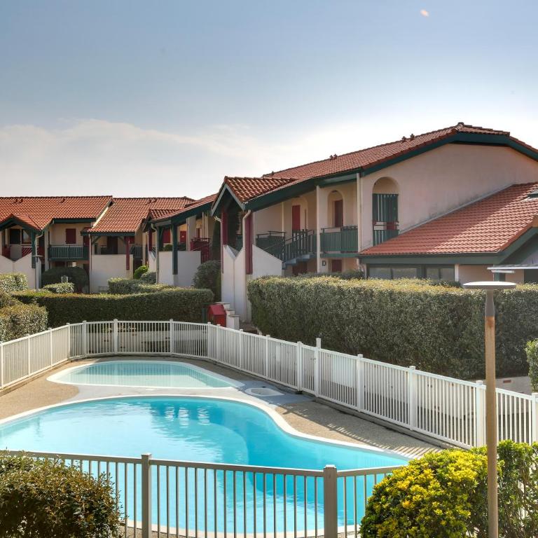 Appartement Santocha - Appartement - Vue sur Piscine - 22