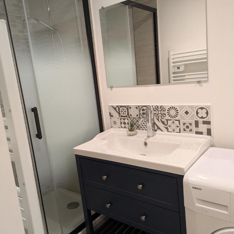 Appartement proche du parc Terra Botanica à Angers - One-Bedroom Apartment - 4