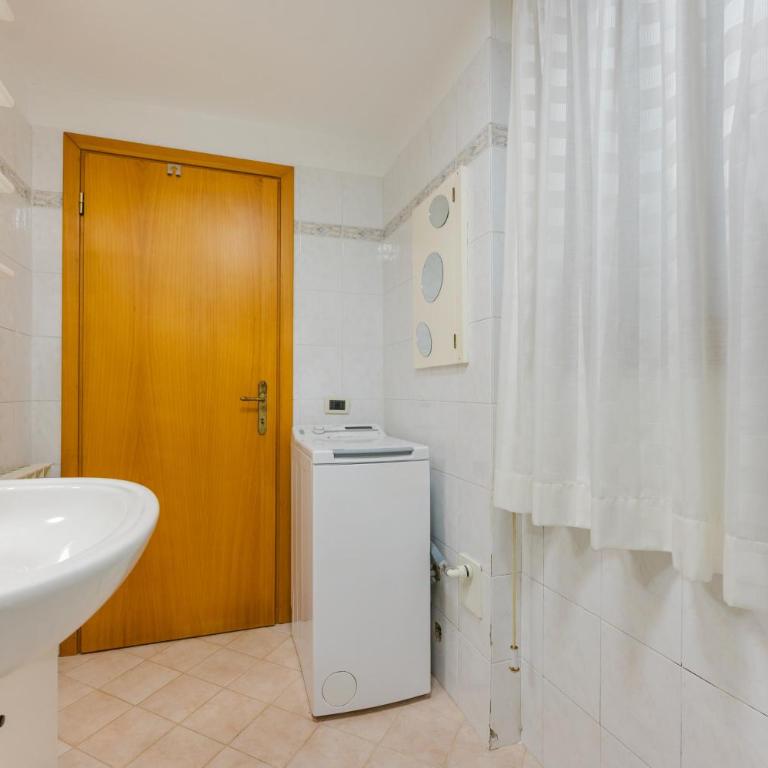 Mia Flat - 10 min from Venice Train Station - Appartamento Deluxe con 1 Camera da Letto - 11
