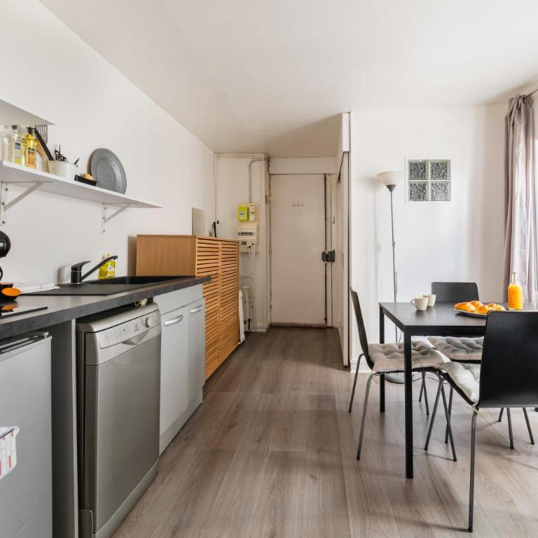 Grand Studio tout confort - Republique Paris 10 - Appartement - 1