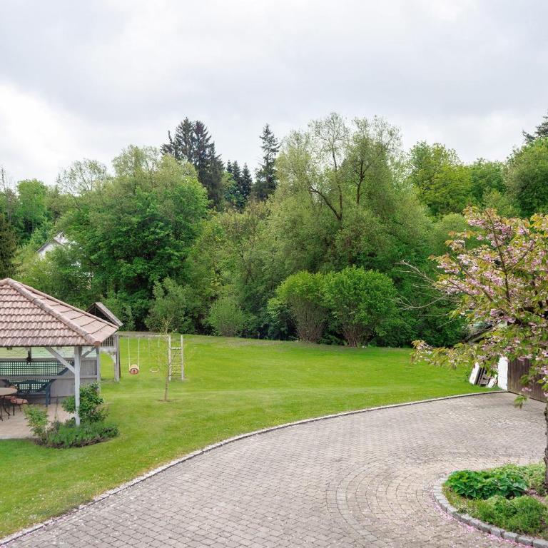 Ferienwohnung Trendelmühle Lautrach - Deluxe-Apartment mit 2 Schlafzimmern und Gartenblick - 23