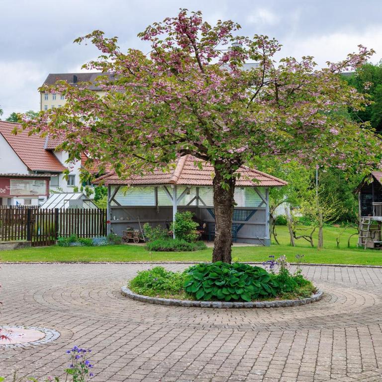 Ferienwohnung Trendelmühle Lautrach - Deluxe-Apartment mit 2 Schlafzimmern und Gartenblick - 27