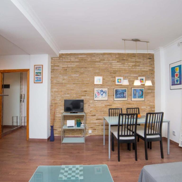 Spacest - Carretera d'Escrivà A - Apartment - 1