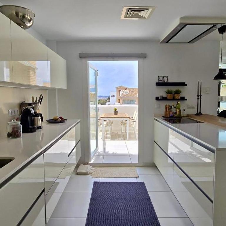 Scandinavian Modern Villa in Benalmádena - Villa - 86