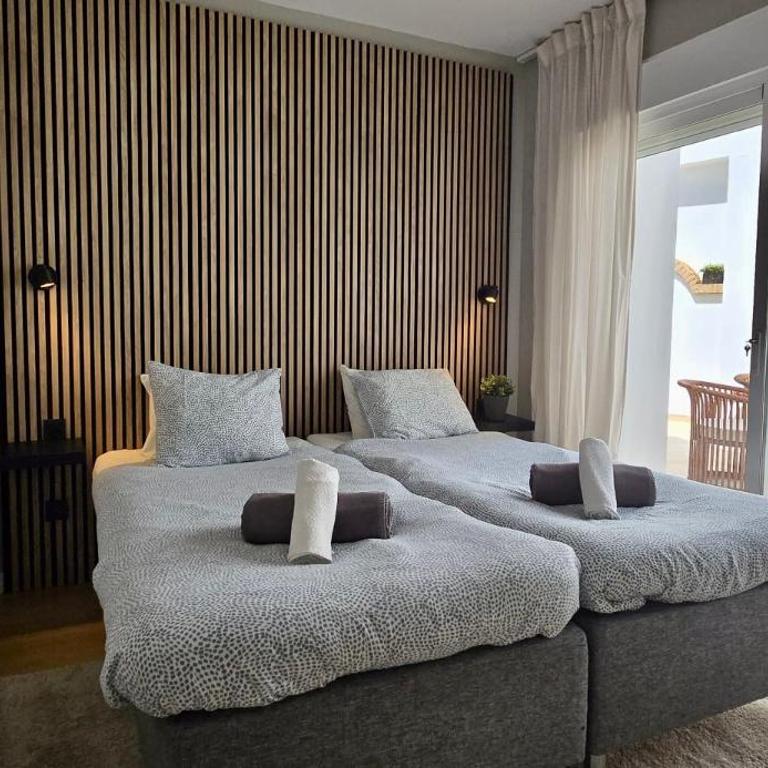 Scandinavian Modern Villa in Benalmádena - Villa - 65