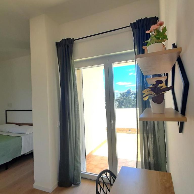 Urban View Bari - Rooms & Terrace - Double Room with Garden View - 2