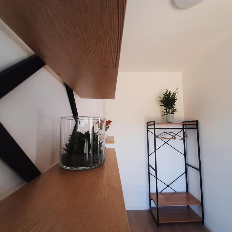 Urban View Bari - Rooms & Terrace - Double Room with Garden View - 6