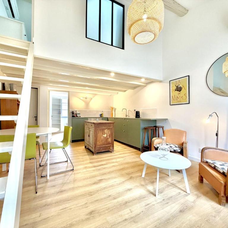 Les Suites du Richelieu, climatisées , 4 pers,à Nîmes - Appartamento con 2 Camere da Letto - 8