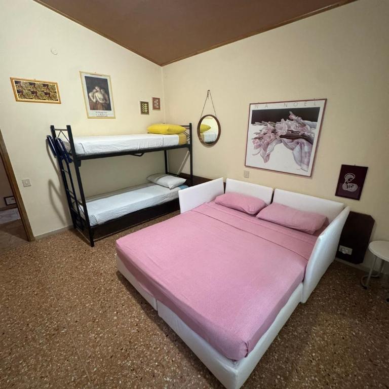 Villa Pineta - Parcheggio, Giardino - Oasi di Tranquillità a Due Passi dal Mare - Villa con 3 Camere da Letto - 9