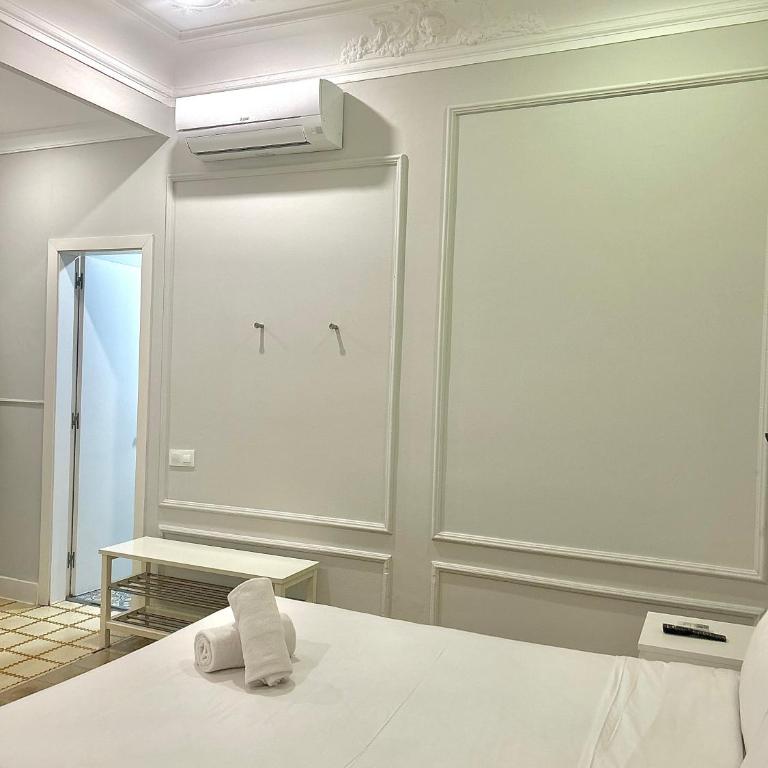 Hostal Medea - Double Room - 4