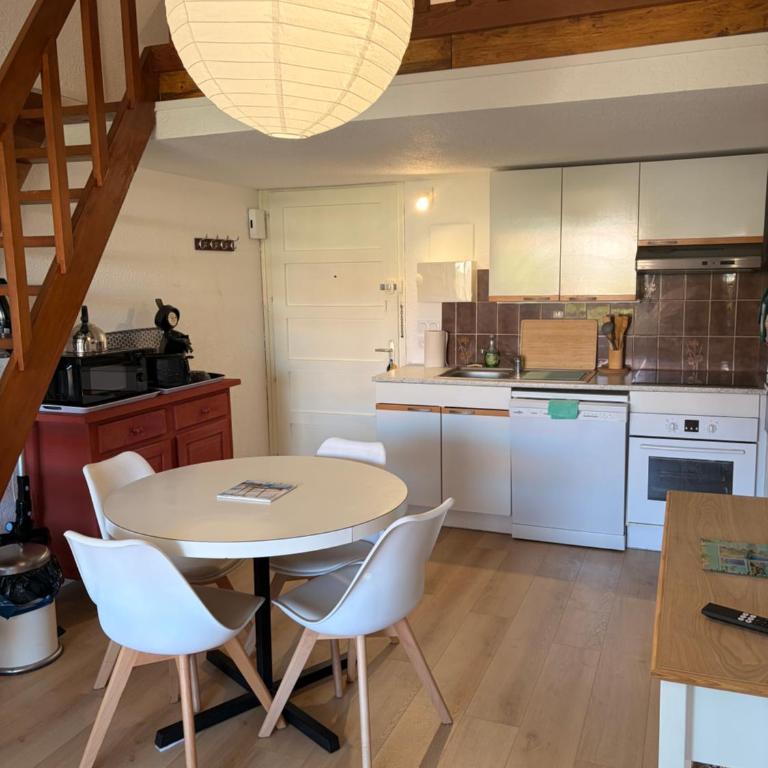 Logement 52 m2 à 80m de la plage - One-Bedroom Apartment - 5