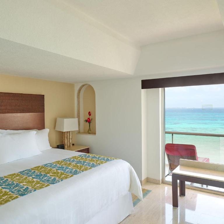 Grand Fiesta Americana Coral Beach Cancun - All Inclusive - Infinite Ocean Front One Bedroom Master Suite - 5