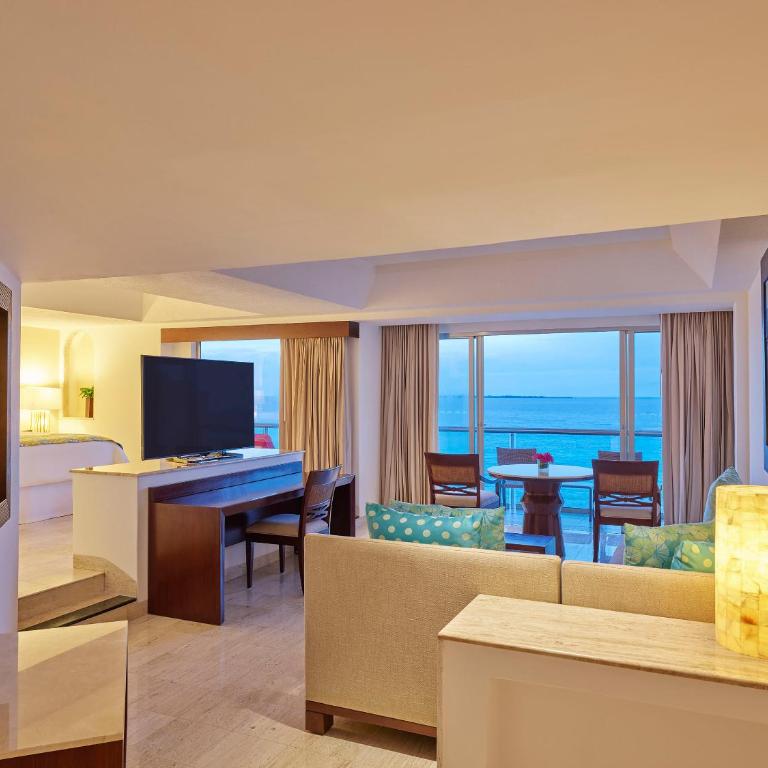 Grand Fiesta Americana Coral Beach Cancun - All Inclusive - Infinite Ocean Front One Bedroom Master Suite - 7