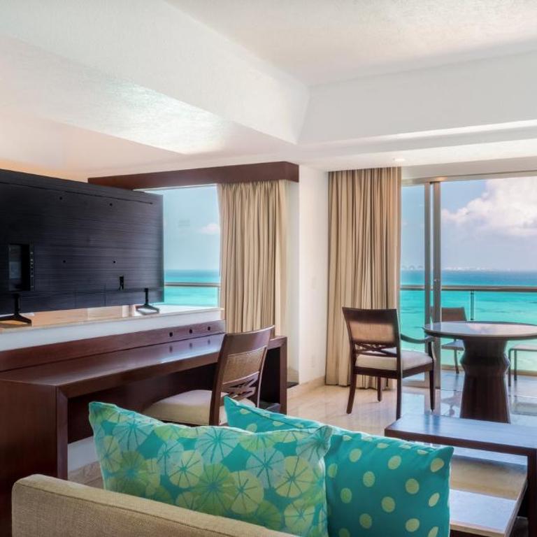 Grand Fiesta Americana Coral Beach Cancun - All Inclusive - Infinite Ocean Front One Bedroom Master Suite - 8