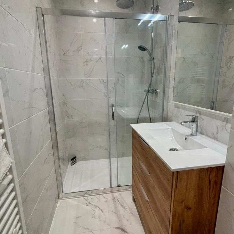 BRULEE - BRAND NEW - 2 room duplex WIFI, AC, central - Appartement 1 Chambre - 12