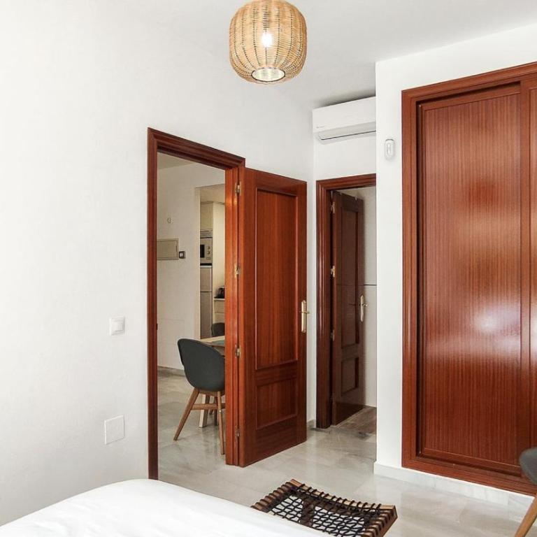 Holidays2Malaga Urban Cristo con Patio - Apartamento - 34