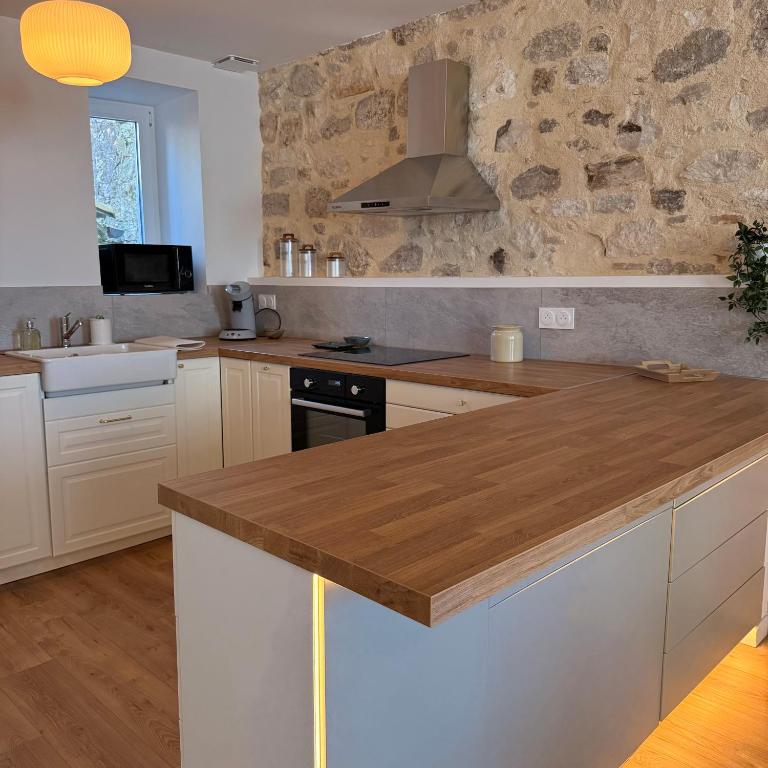 Nid de l'Union - Appart rénové 2e étage - Plus Beau Village de France - Clim - Apartamento de 2 dormitorios - 4
