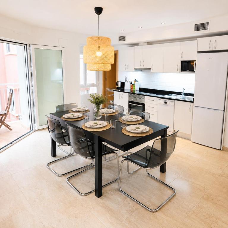 Valdes City Center Alicante by NRAS - Superior Apartment - 1
