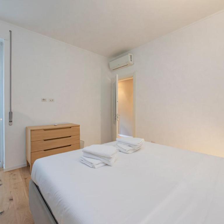 Xenia Milano - 2 rooms apt in Via Breno 1 - Appartamento con 2 Camere da Letto - 9