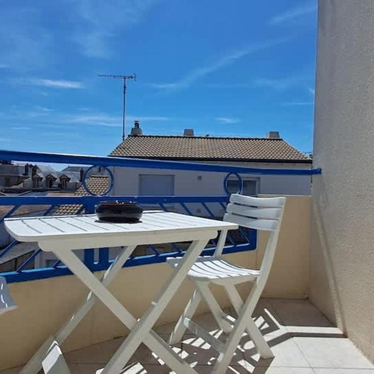 Loft proche mer et rue pietonne - Appartement - 4