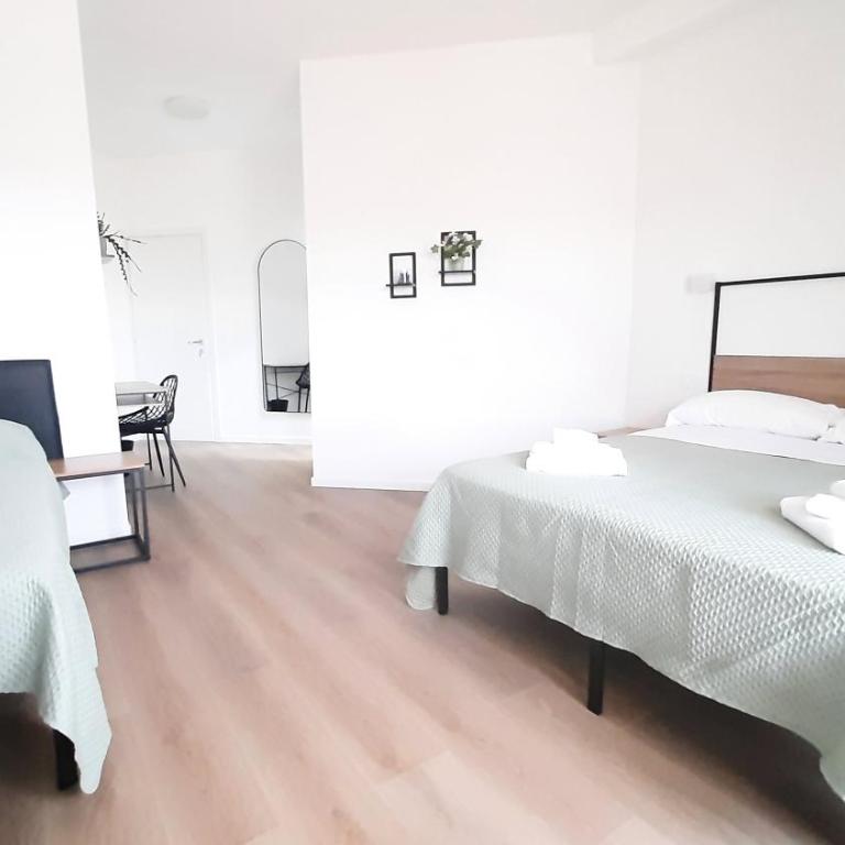 Urban View Bari - Rooms & Terrace - Triple Room - 7