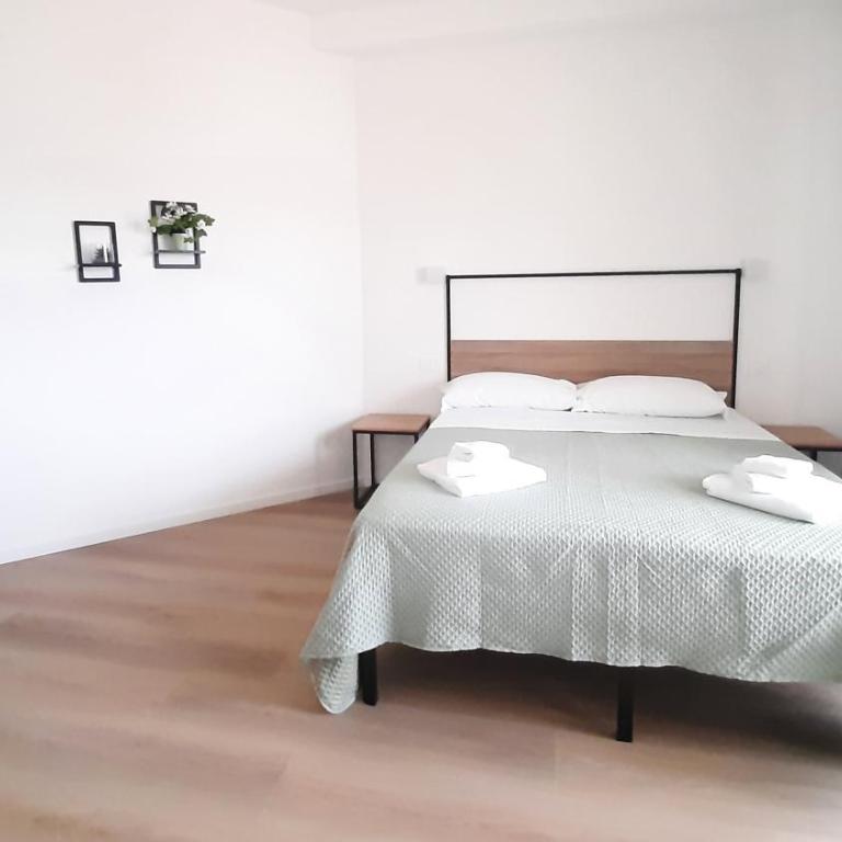 Urban View Bari - Rooms & Terrace - Triple Room - 2