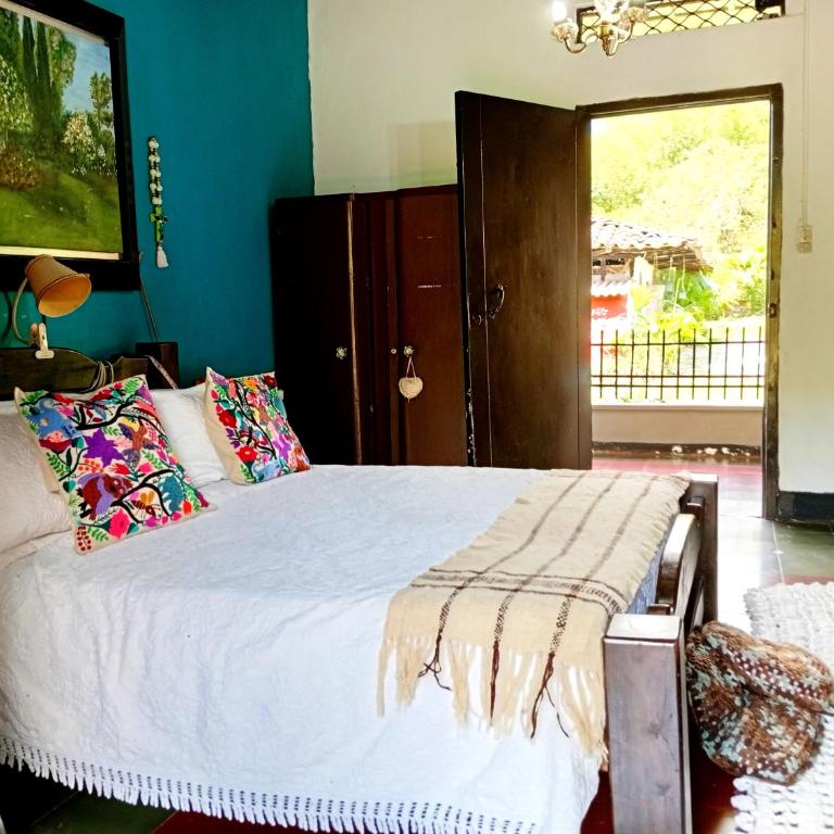 1920 Casa Campestre - Four-Bedroom House - 19