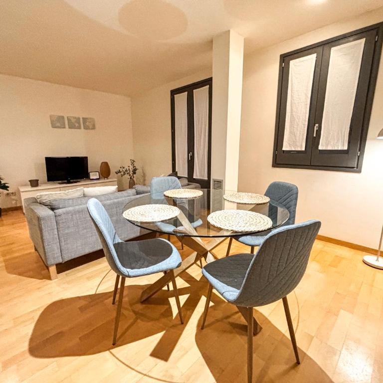Two bedroom apartment behind the Rambla - Apartamento de 2 dormitorios - 6