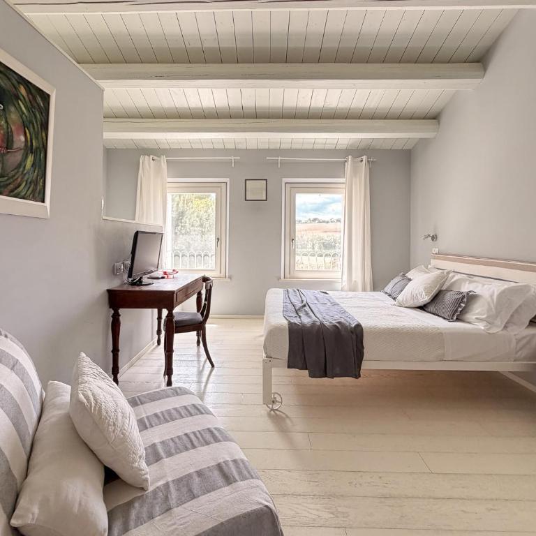 Sirolo Vacanze in Villa - Two-Bedroom Apartment with Garden View - 2