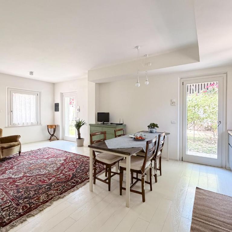 Sirolo Vacanze in Villa - Two-Bedroom Apartment with Garden View - 29