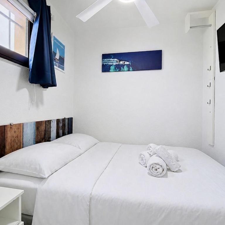 L'Azurée 2 Chambres Proche du port Clim - Two-Bedroom Apartment - 3