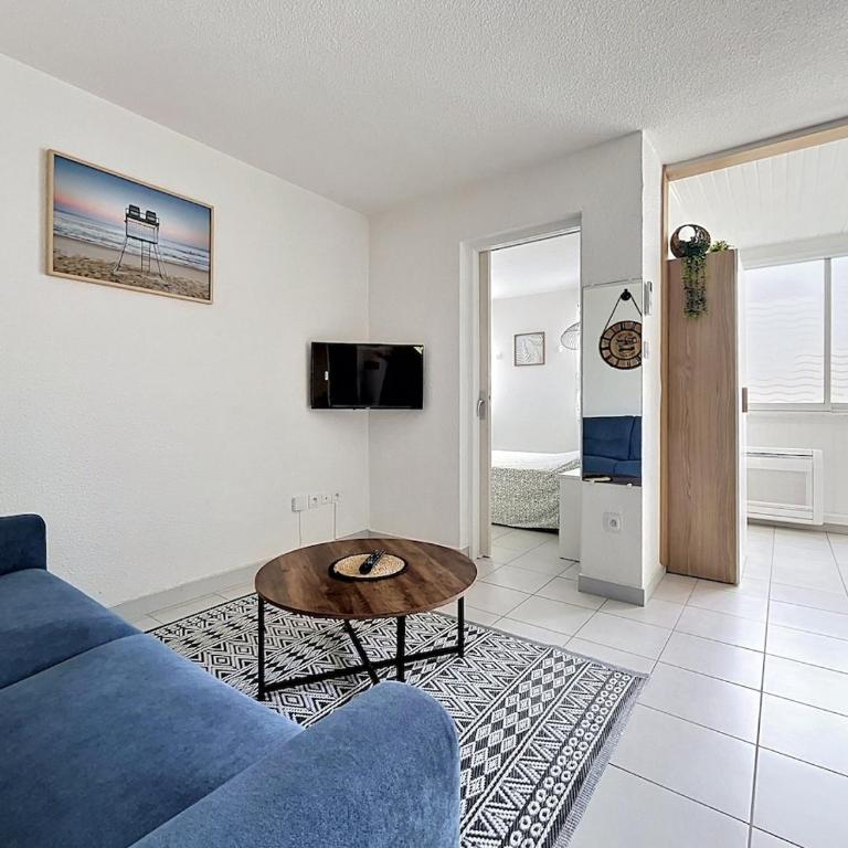 L'Azurée 2 Chambres Proche du port Clim - Two-Bedroom Apartment - 11