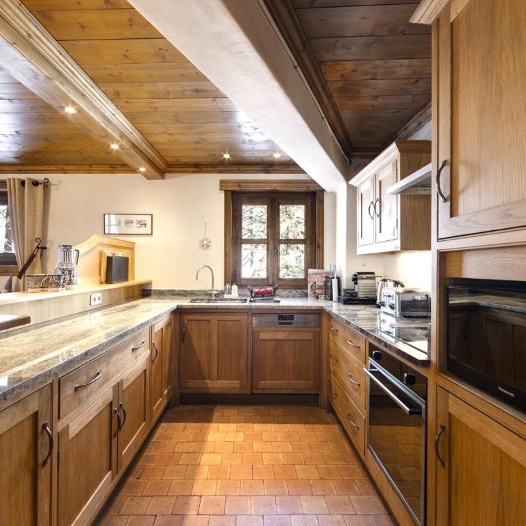 Nepenthe - beautiful ski-in ski-out 3 bed in exclusive location in Val d'Isere - Appartement 3 Chambres - 5
