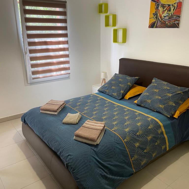 Bel appartement entier avec garage - Apartamento de 1 dormitorio - 12