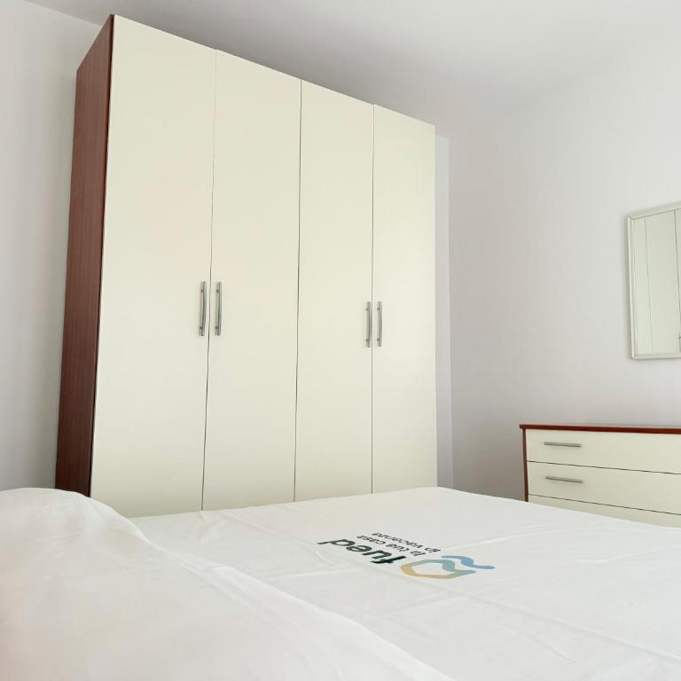 RP06 - Cesenatico, luminoso bilocale con balcone e garage - One-Bedroom Apartment - 13